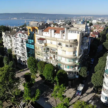 Luxury Seaside Lejlighed